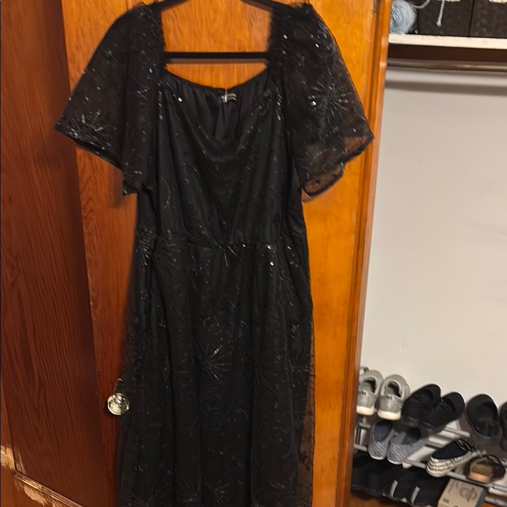 Elegant Black Evening Dress